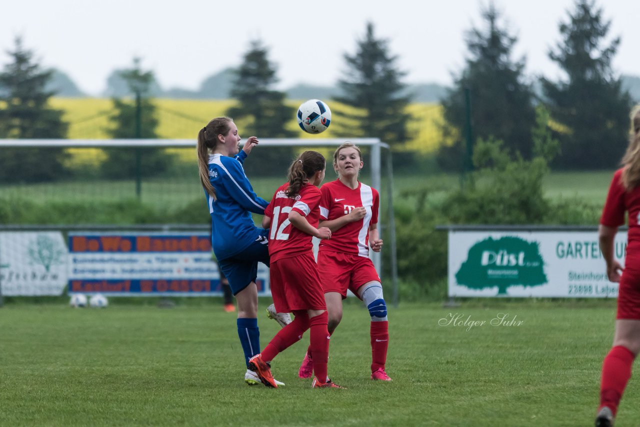 Bild 166 - wCJ SV Steinhorst/Labenz - VfL Oldesloe : Ergebnis: 18:0